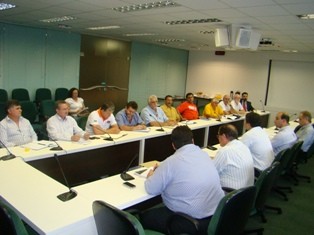 Assinado Acordo Coletivo que reajusta os valores do Piso Salarial Estadual Assinado Acordo Coletivo que reajusta os valores do Piso Salarial Estadual